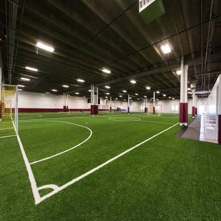Jasa Pemasangan Rumput Sintetis Lapangan Futsal Terpercaya untuk Kebutuhan Lapangan Modern