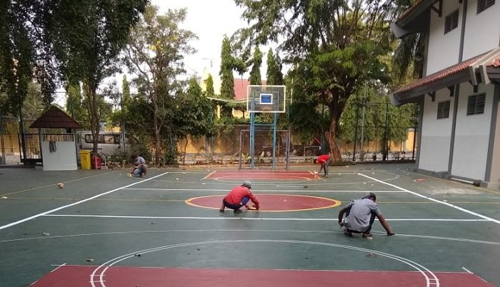 Renovasi Lapangan Basket Outdoor yang Sudah Rusak: Solusi Agar Lapangan Kembali Aman dan Nyaman Digunakan