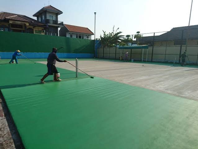 Upgrade Lapangan Tenis dengan Melapisi Ulang Lantai Bersertifikasi ITF