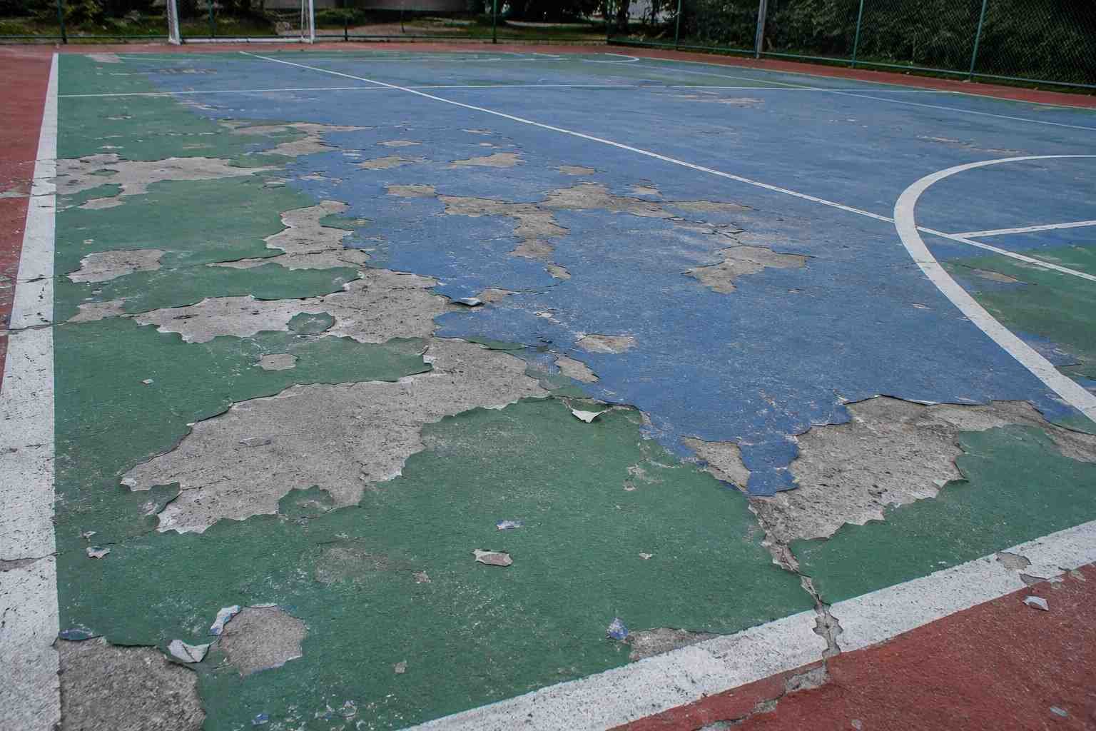 Kondisi lapangan rusak sebelum repair